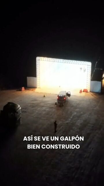 Galpón industrial de 450m² | De terreno a bodega operativa

Así construimos este galpón metálico industrial. Estructura de acero dimensionada, radier de alto tráfico y portones para maquinaria pesada.

En Newendos hacemos construcción de galpones industriales llave en mano:
→ Galpón industrial a medida
→ Estructura metálica y obra civil
→ Entrega operativa 

#galponindustrial #construcciondegalpones #estructurametalica